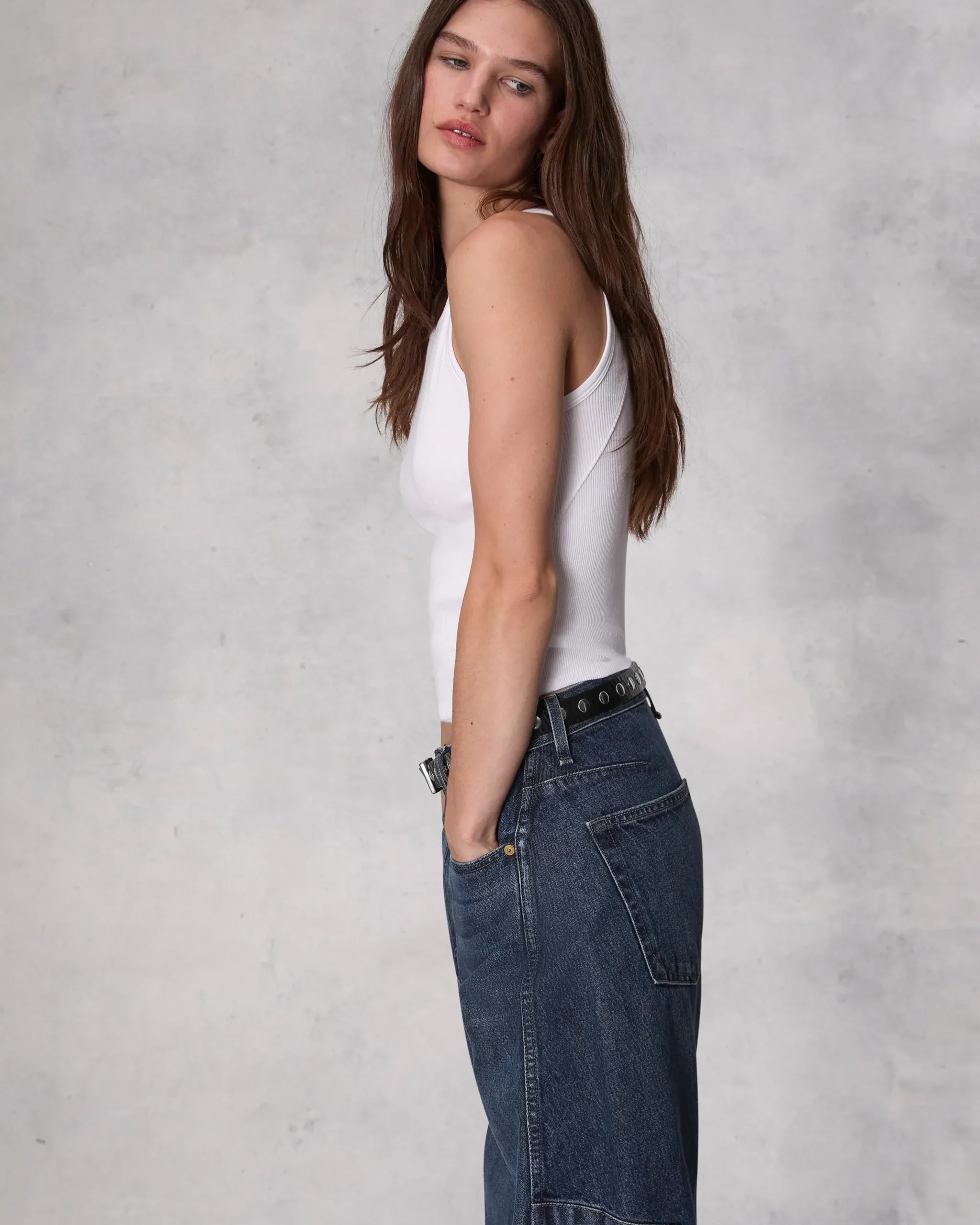 Charlie Ankle Barrel-Leg Jean