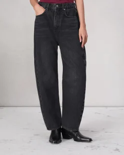 Charlie Barrel-Leg Jean