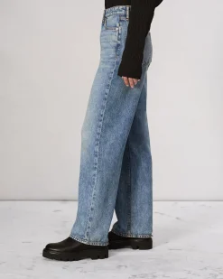 Featherweight Logan Wide-Leg Jean