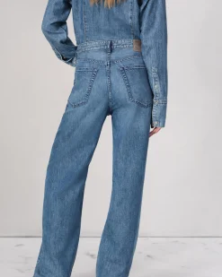 Featherweight Logan Wide-Leg Jean