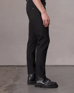 Fit 3 Athletic Fit Jean