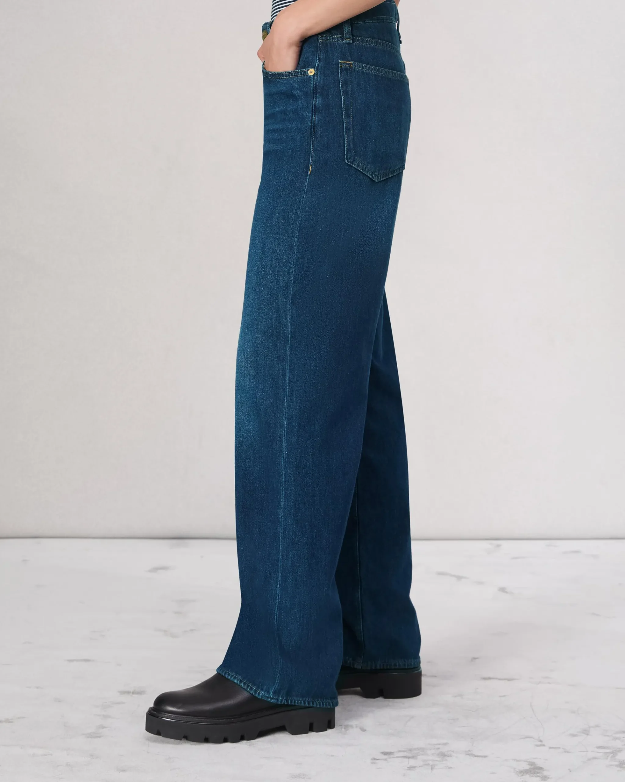 Logan Wide-Leg Jean