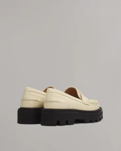 Quinn Leather Loafer