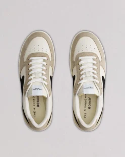 Retro Court Leather Sneaker