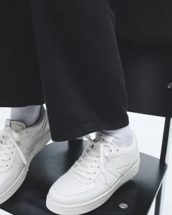 Retro Court Leather Sneaker