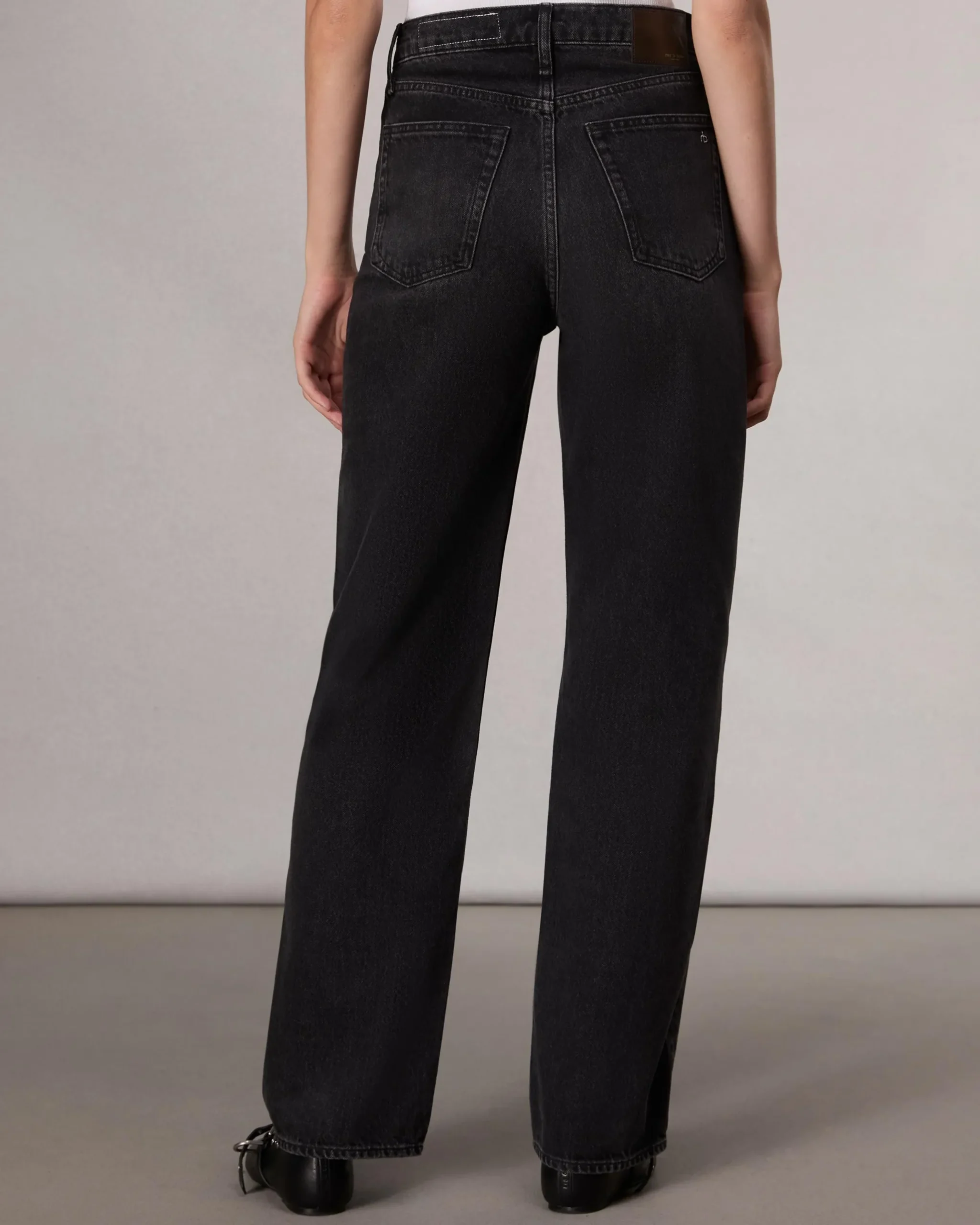 Shea Relaxed Straight Jean