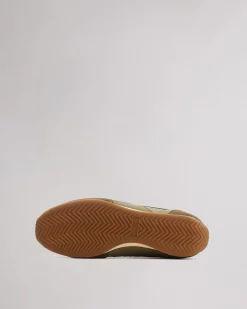 Slim Retro Runner Sneaker