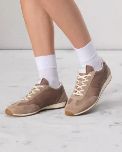Slim Retro Runner Sneaker