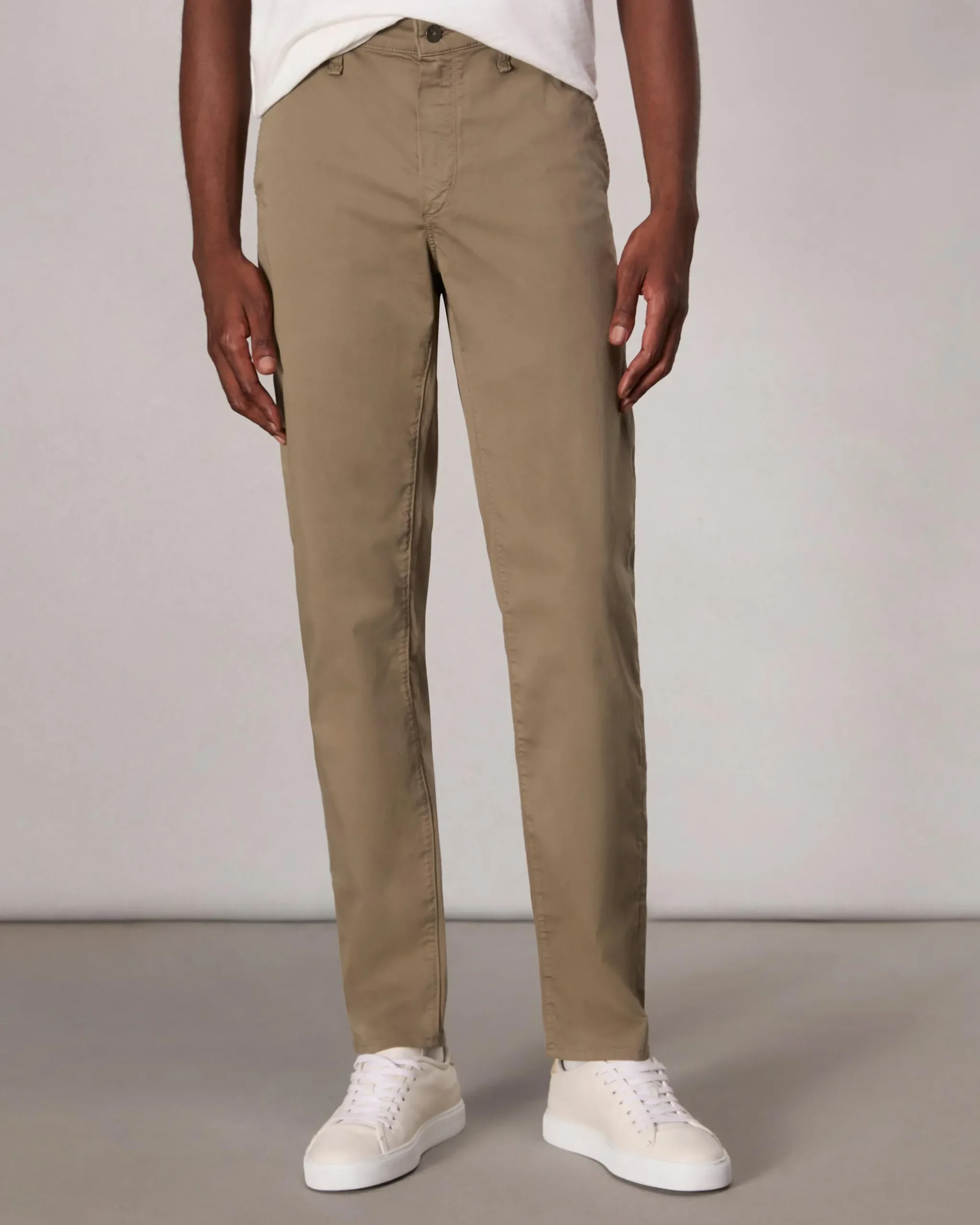 Standard Chino Pant
